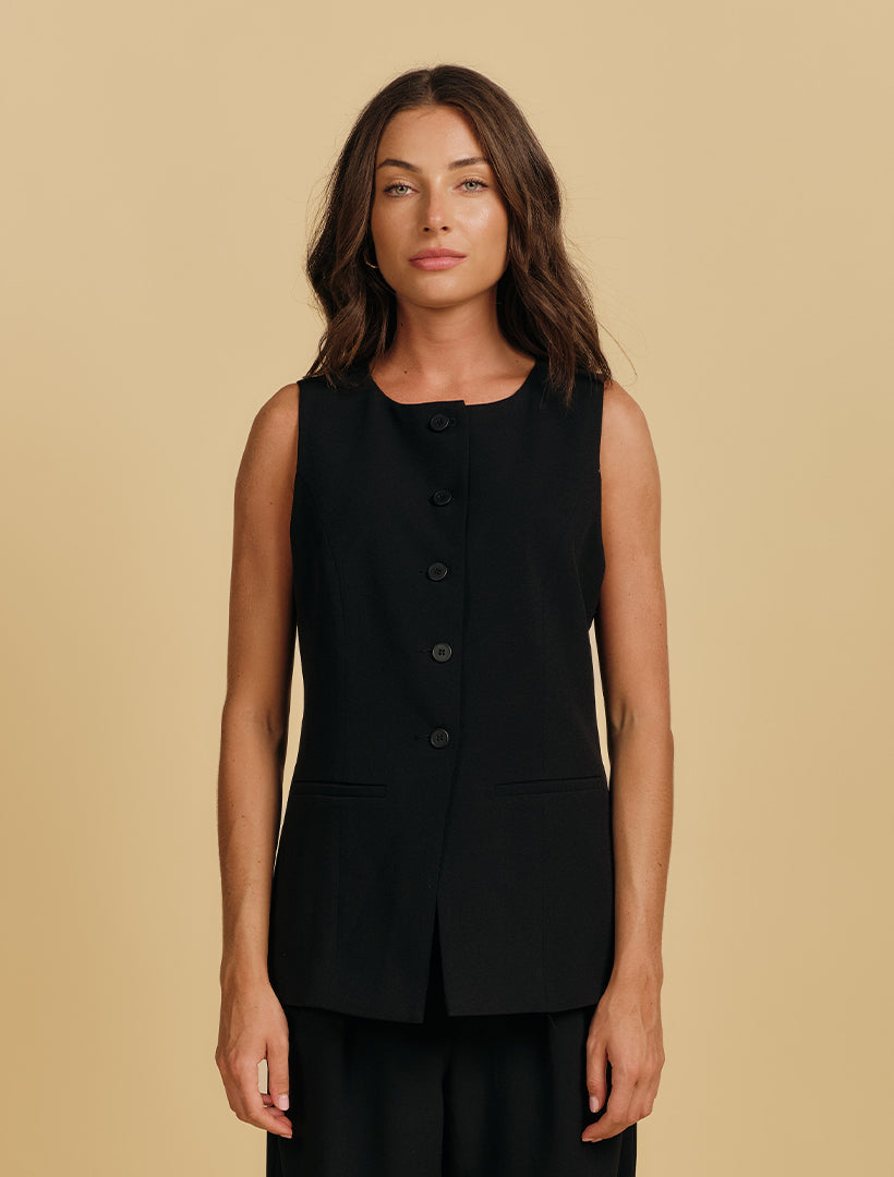 Amy Vest Black