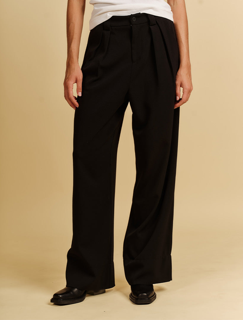 Emma Pleat Pant Black