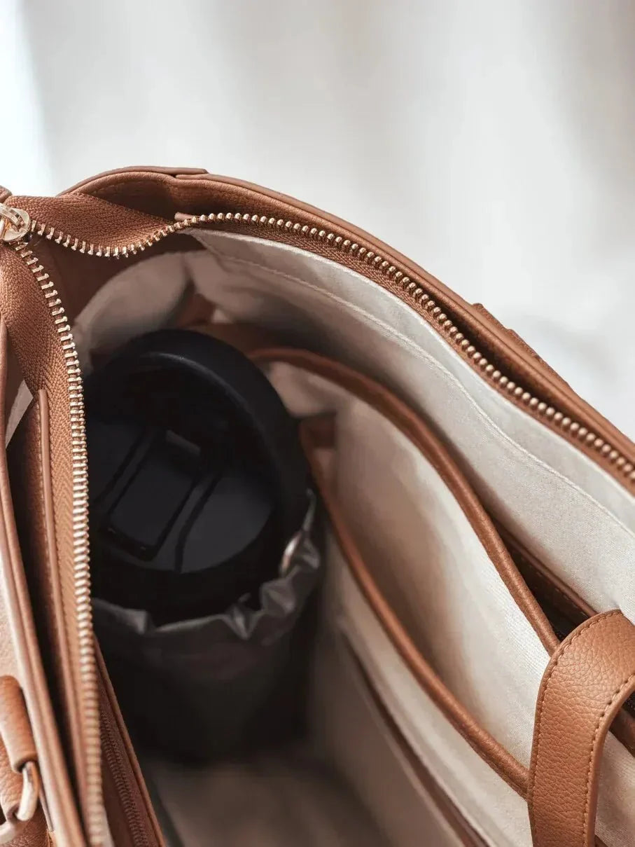 Internal insulated water bottle holder in the Driftwood Iluka Executive Tote